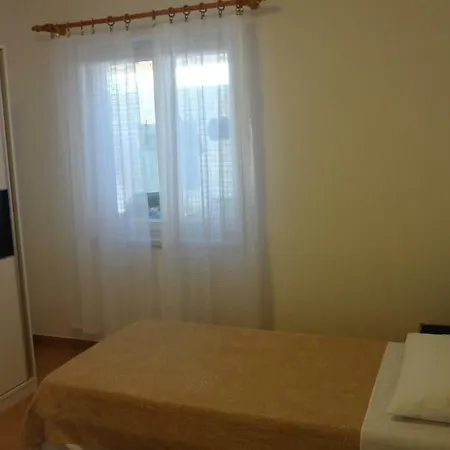 Lucija *